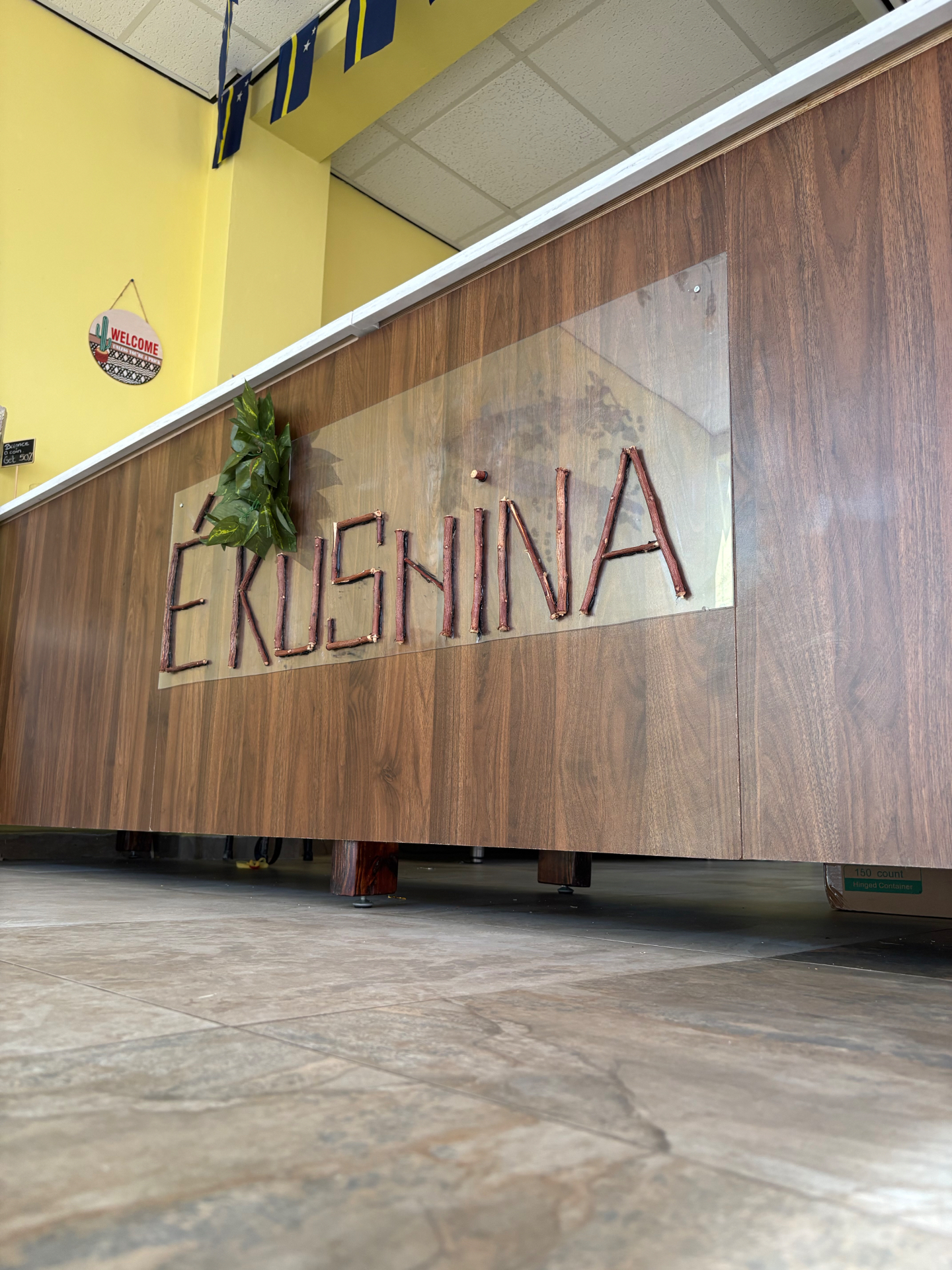 Handmade É Kushina sign